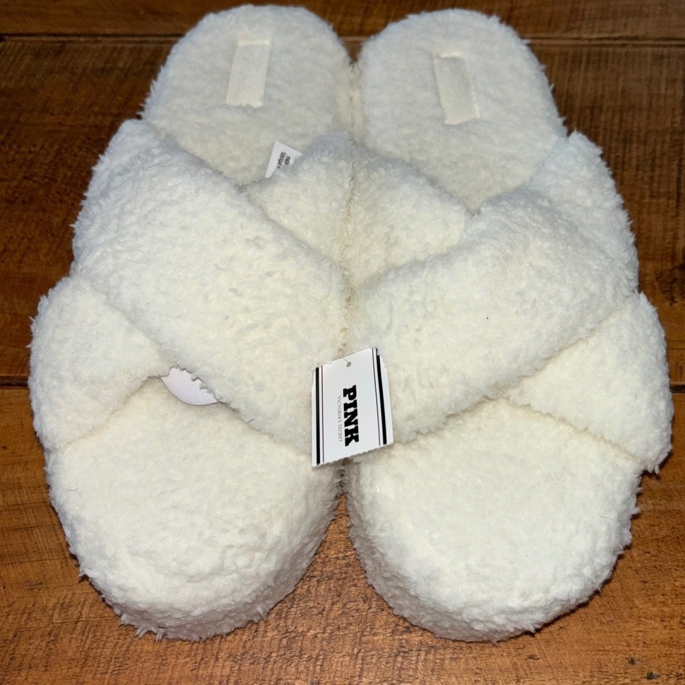 NWT Victoria's Secret PINK Womens Platform‎ Fuzzy Cream Cross Strap Slippers L